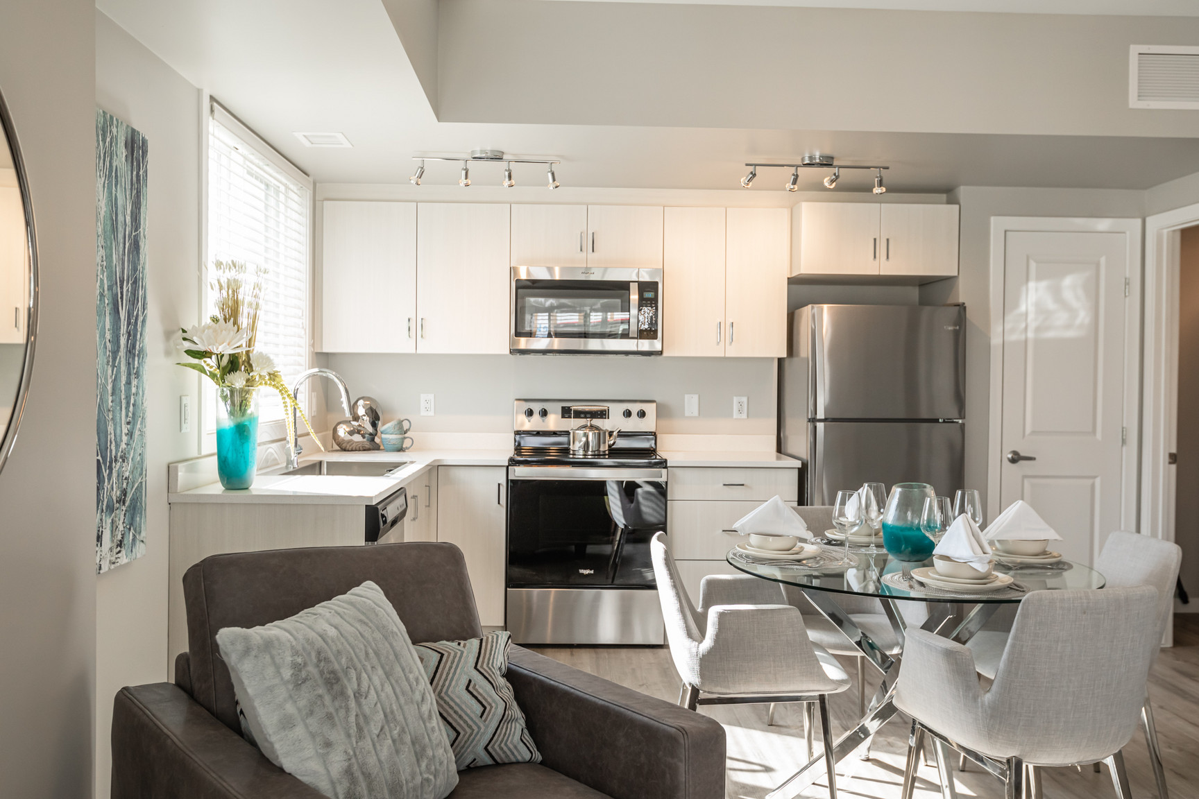 Element Townhomes in Prairie Pointe - Photo 4