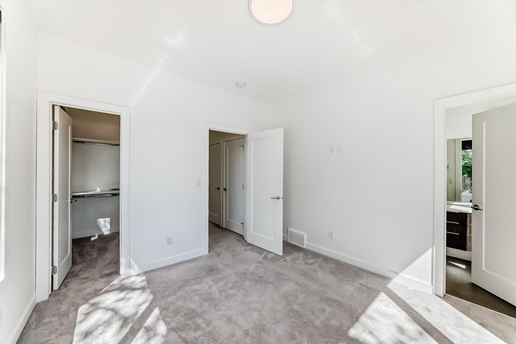 7724- 105 Avenue, Main - Photo 28