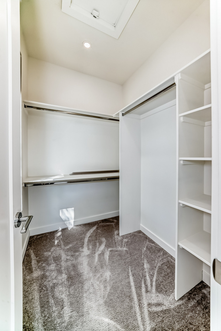 7724- 105 Avenue, Main - Photo 34