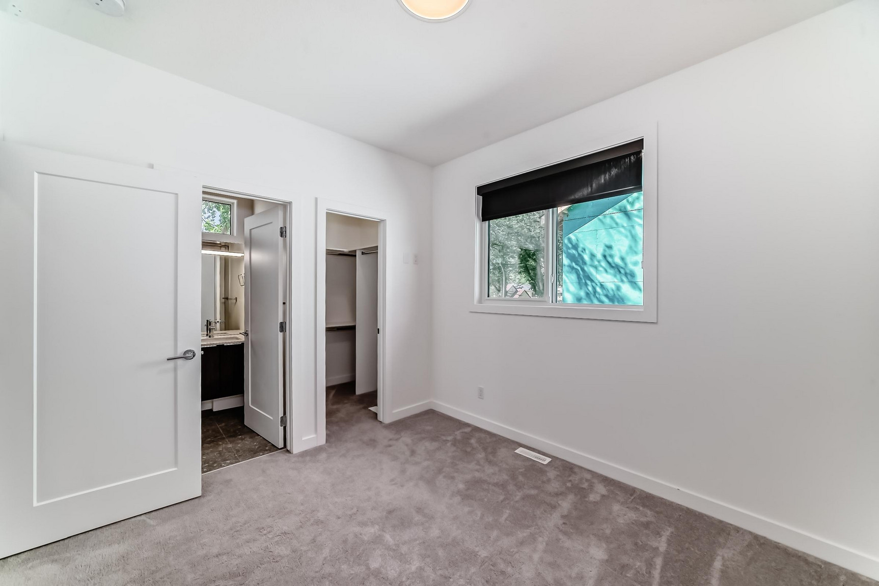 7724- 105 Avenue, Main - Photo 36