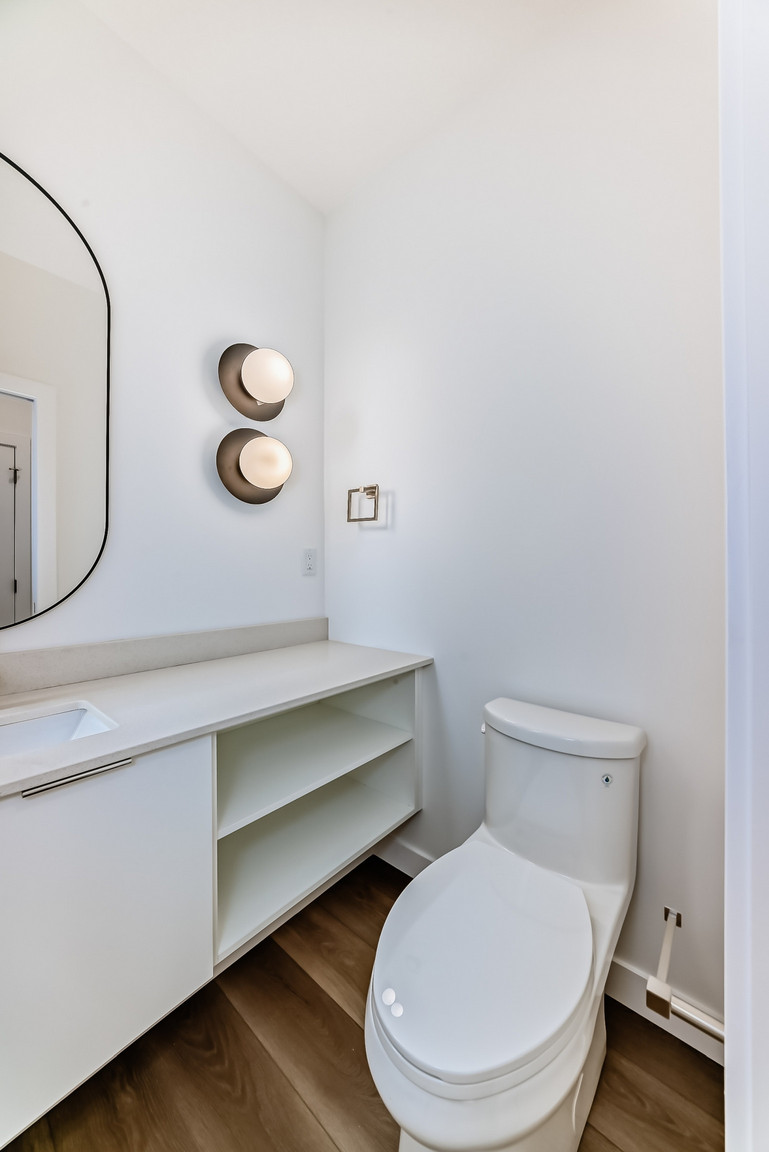 11109 - 11111  51 Street - Photo 18