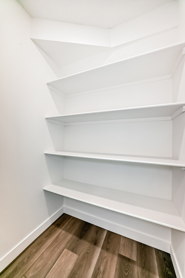 11109 - 11111  51 Street - Photo 22