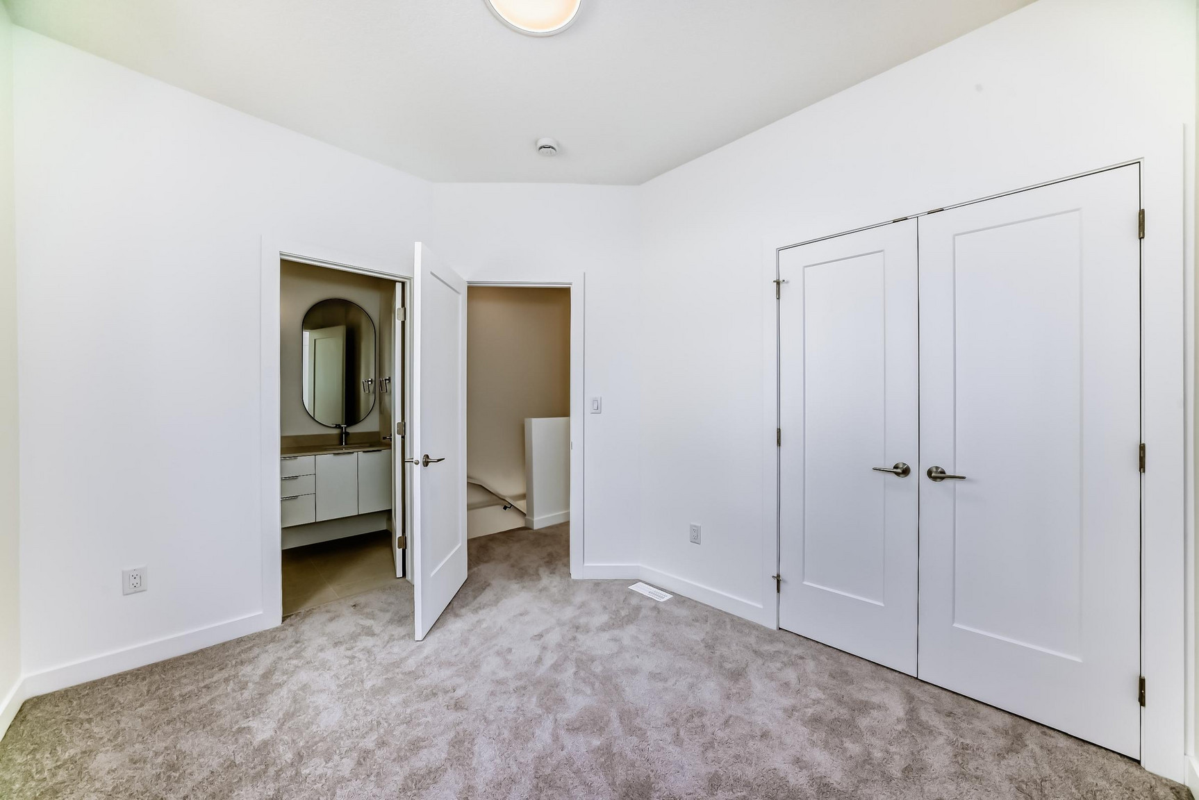 11109 - 11111  51 Street - Photo 24