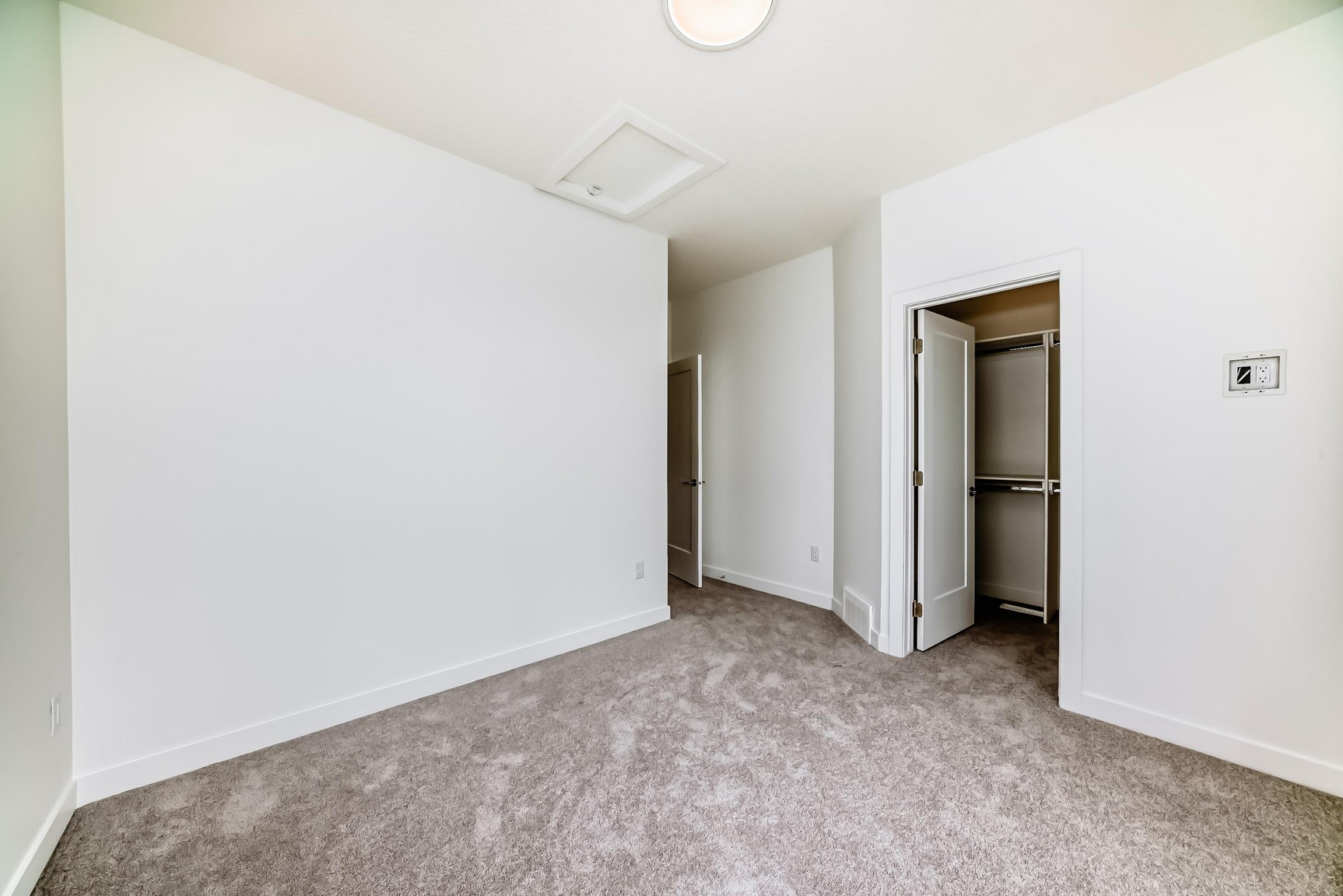 11109 - 11111  51 Street - Photo 30