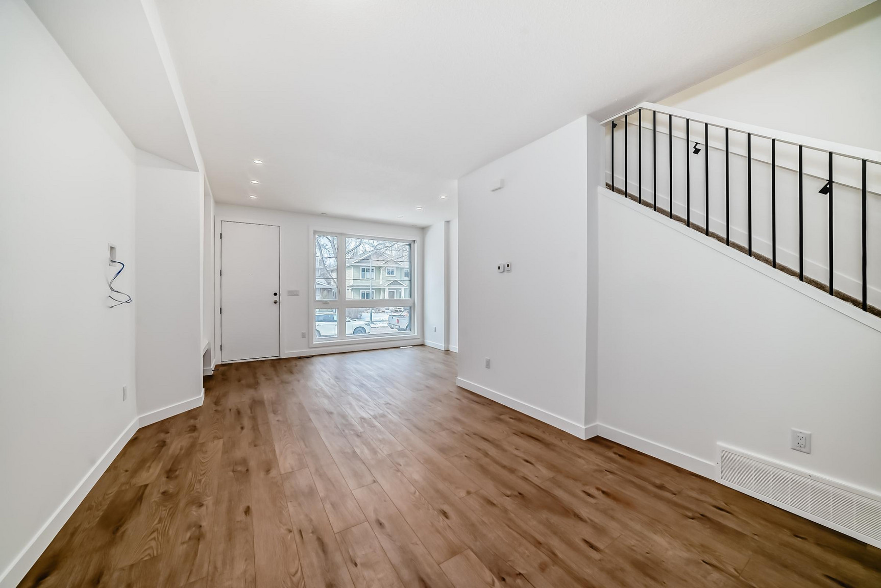 9005 - 9017 93 Street - Photo 10