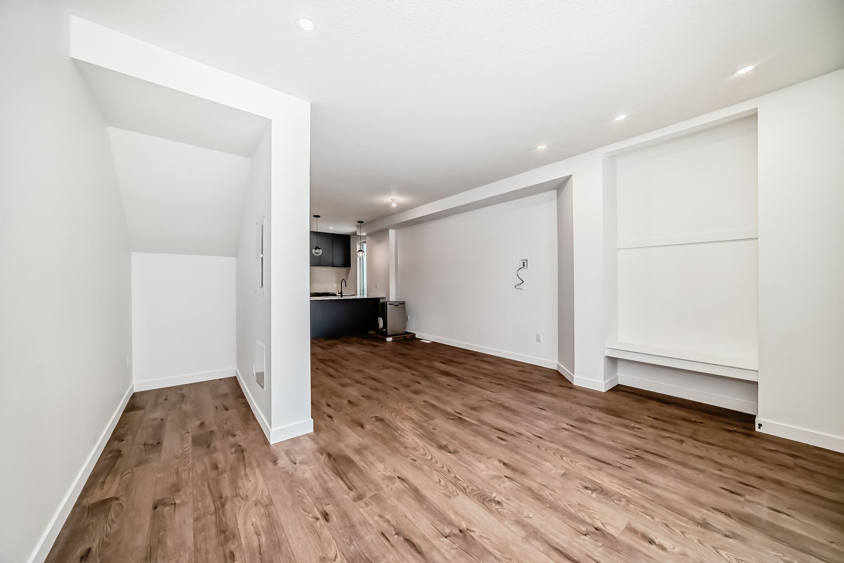 9005 - 9017 93 Street - Photo 14