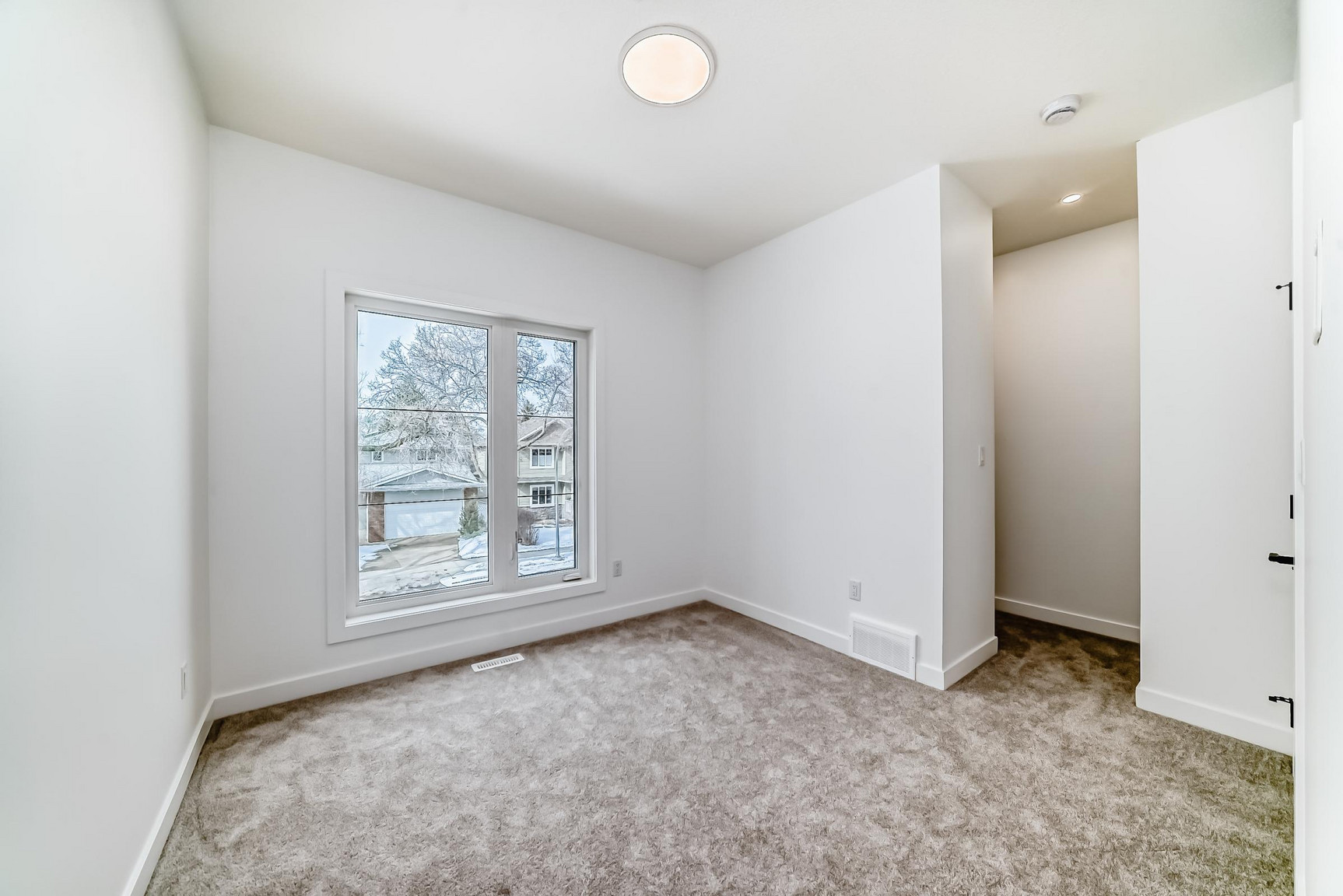 9005 - 9017 93 Street - Photo 17