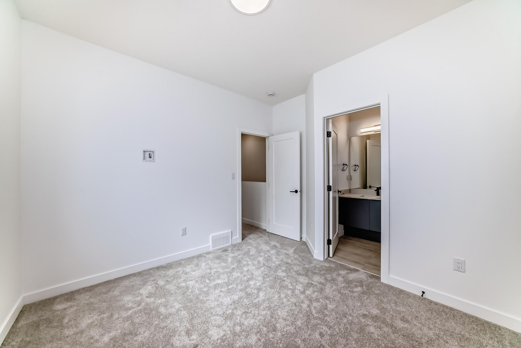 9005 - 9017 93 Street - Photo 26