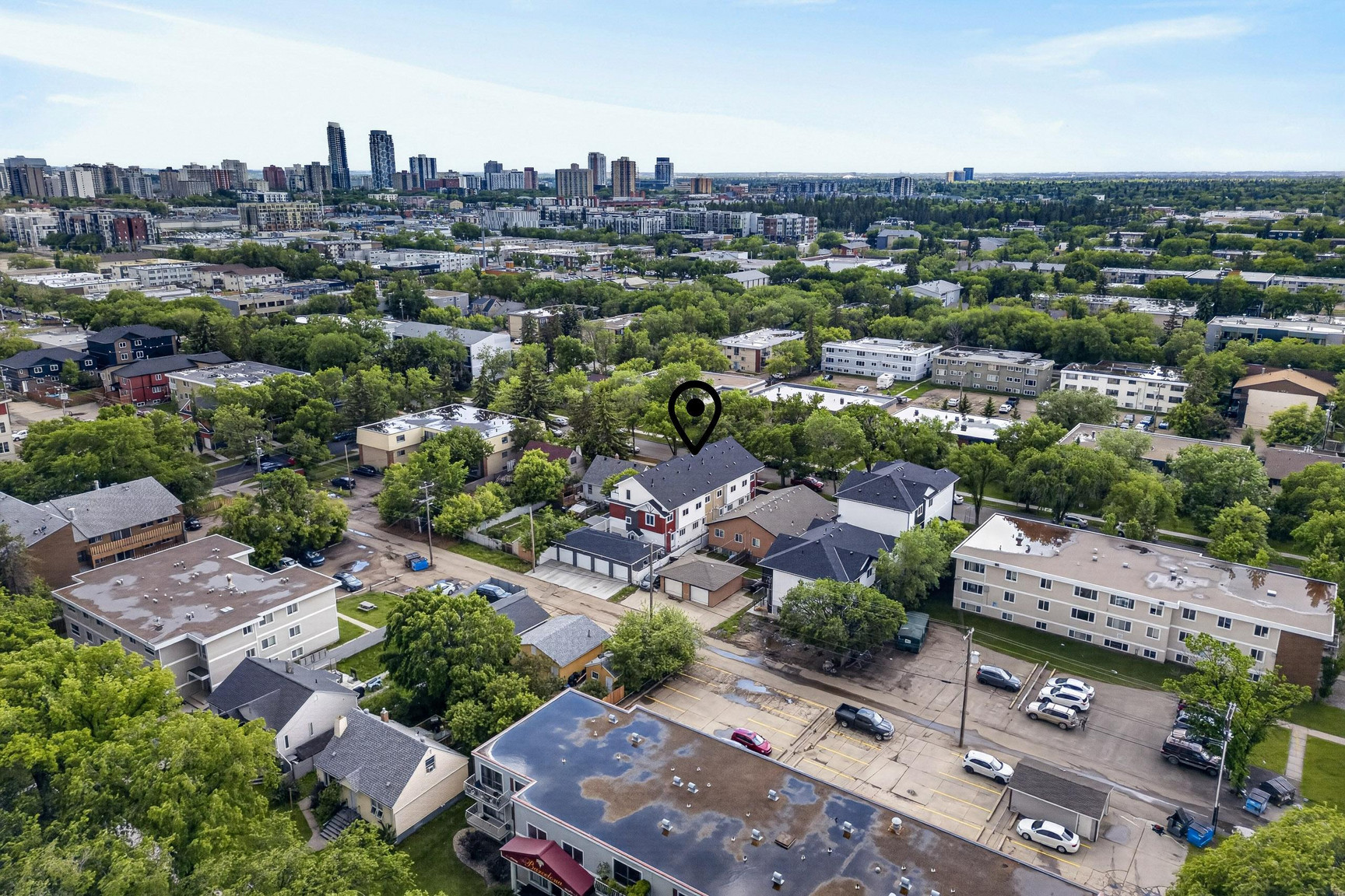 10821 112 Street Northwest - Photo 15