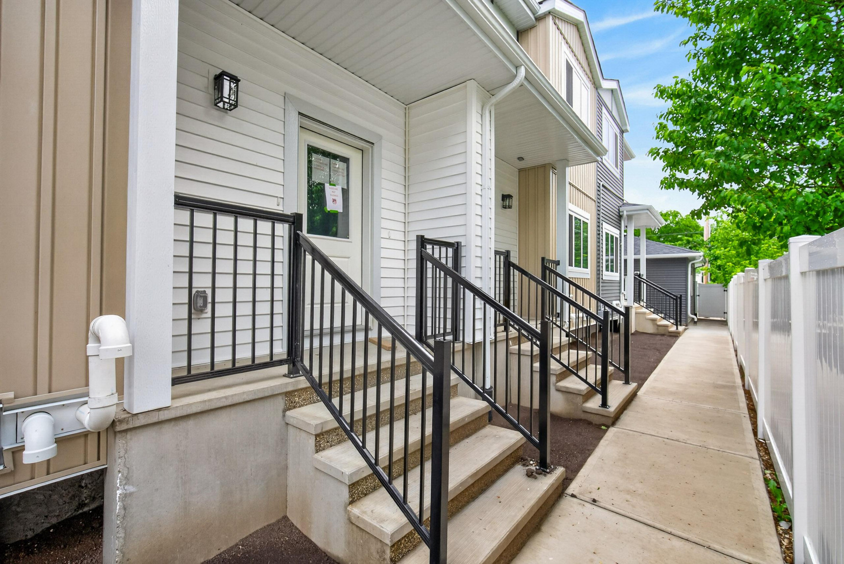 10821 112 Street Northwest - Photo 21