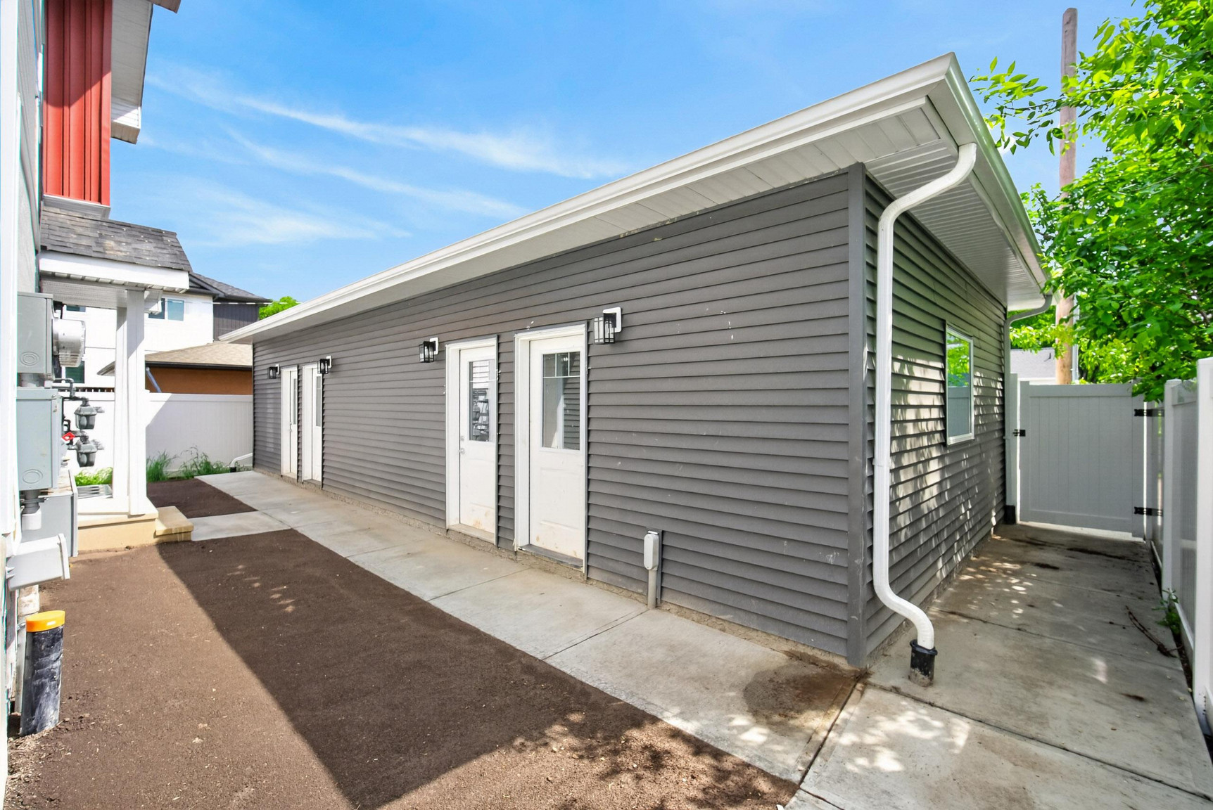 10821 112 Street Northwest - Photo 23