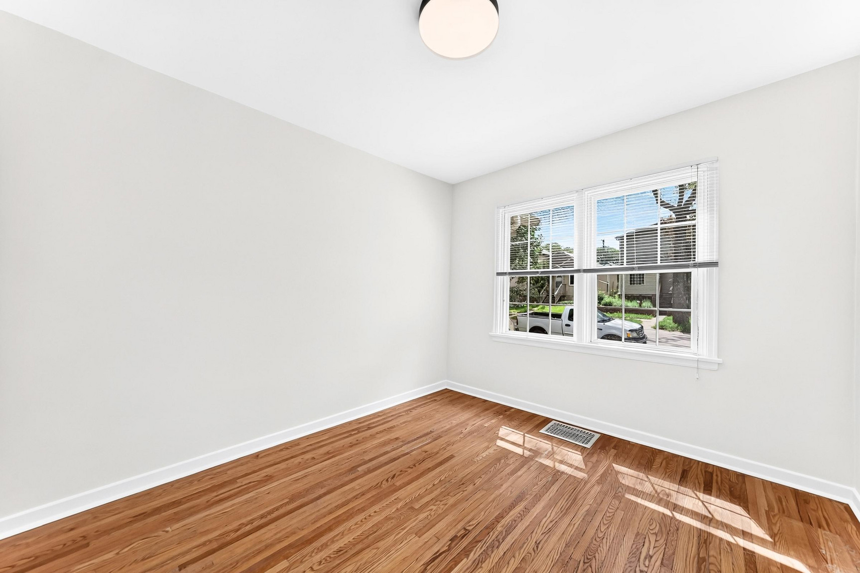 9830 78 Avenue - Photo 15
