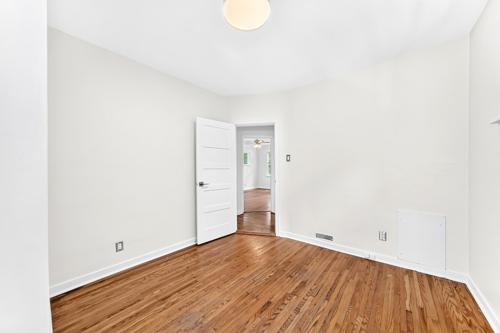 9830 78 Avenue - Photo 20