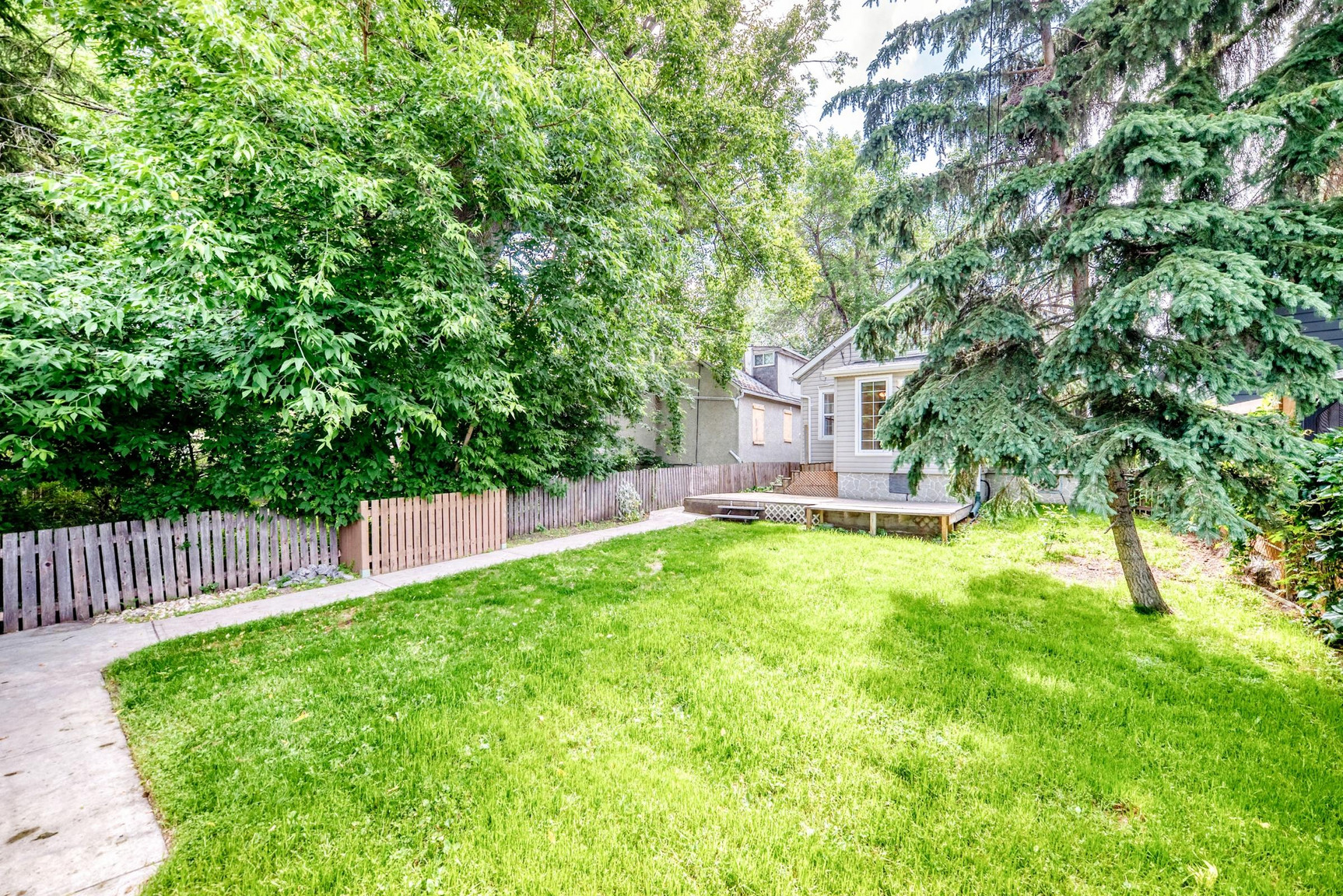 9830 78 Avenue - Photo 34