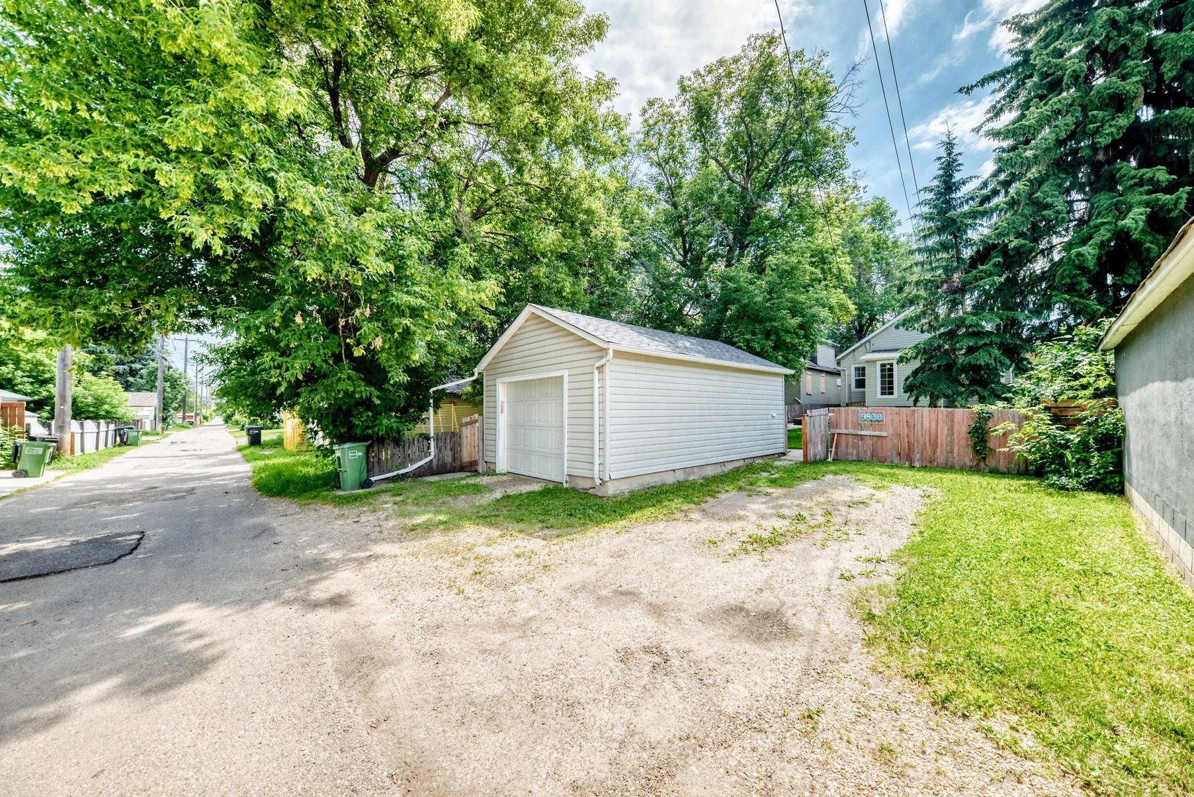9830 78 Avenue - Photo 38