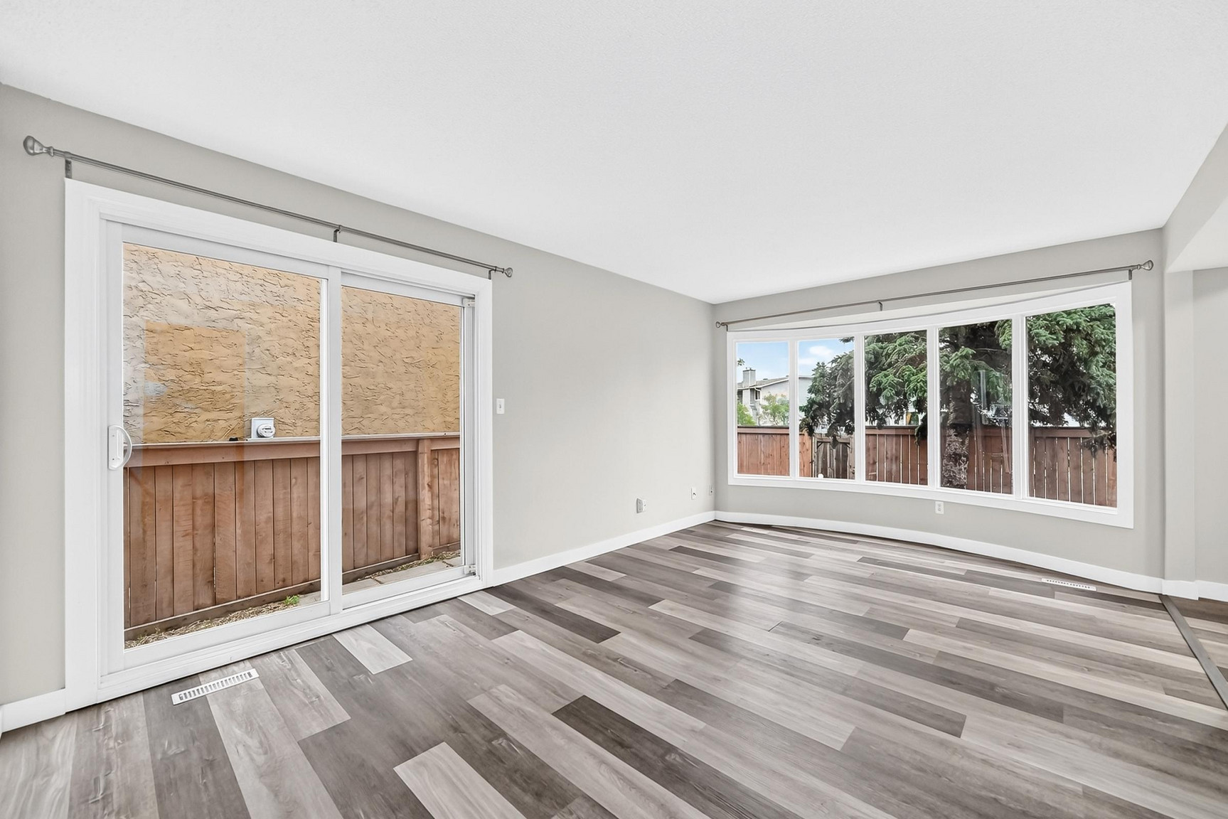10650 158 Ave - Photo 80