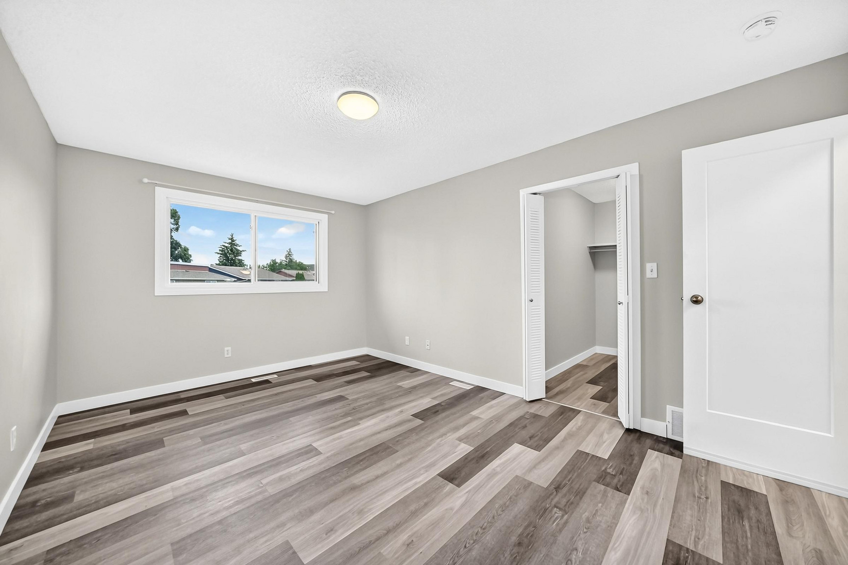 10650 158 Ave - Photo 64