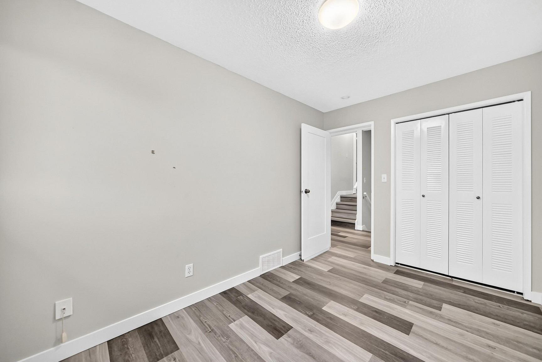 10650 158 Ave - Photo 50