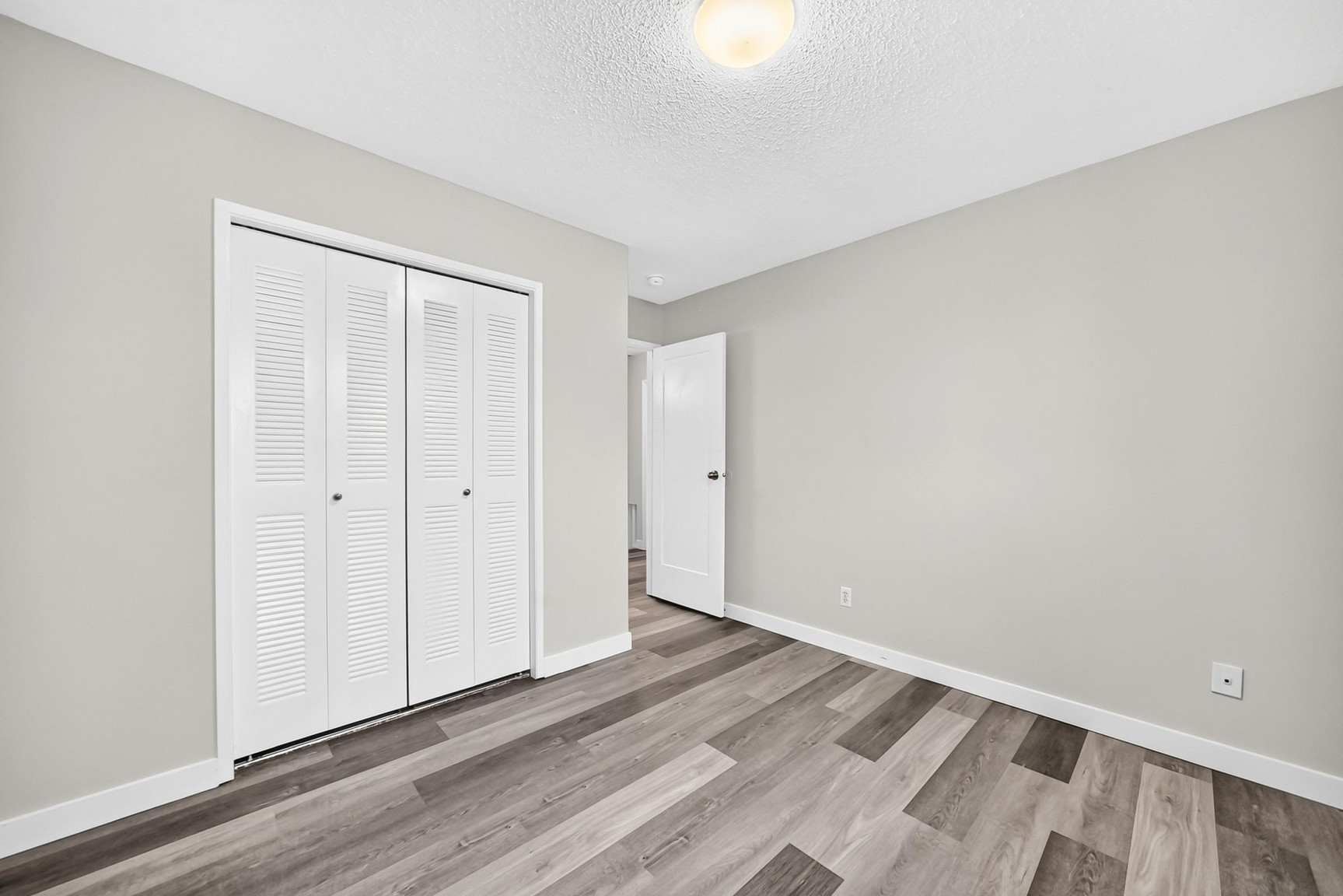 10650 158 Ave - Photo 46