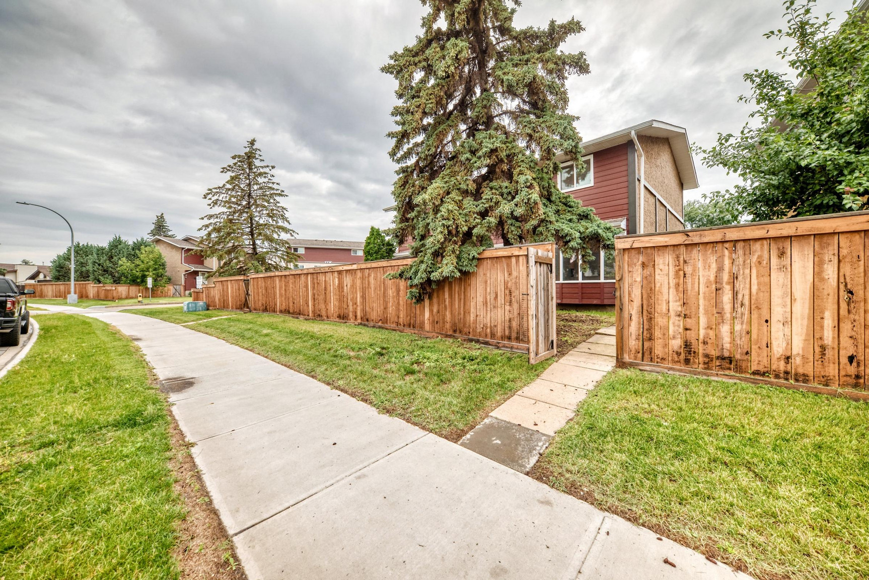 10650 158 Ave - Photo 16