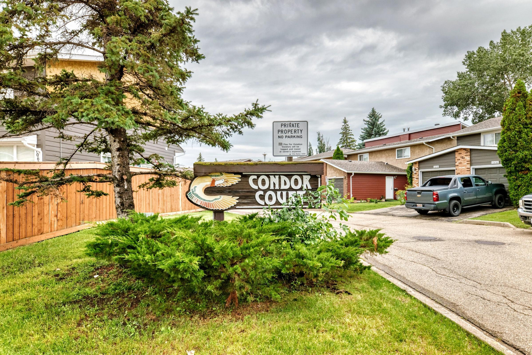 10650 158 Ave