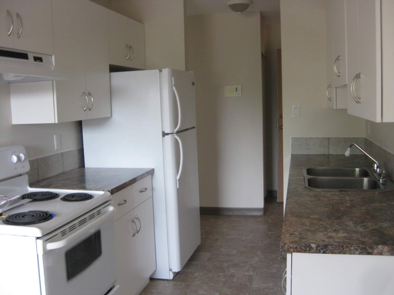 Millcrest Apartments - Photo 17