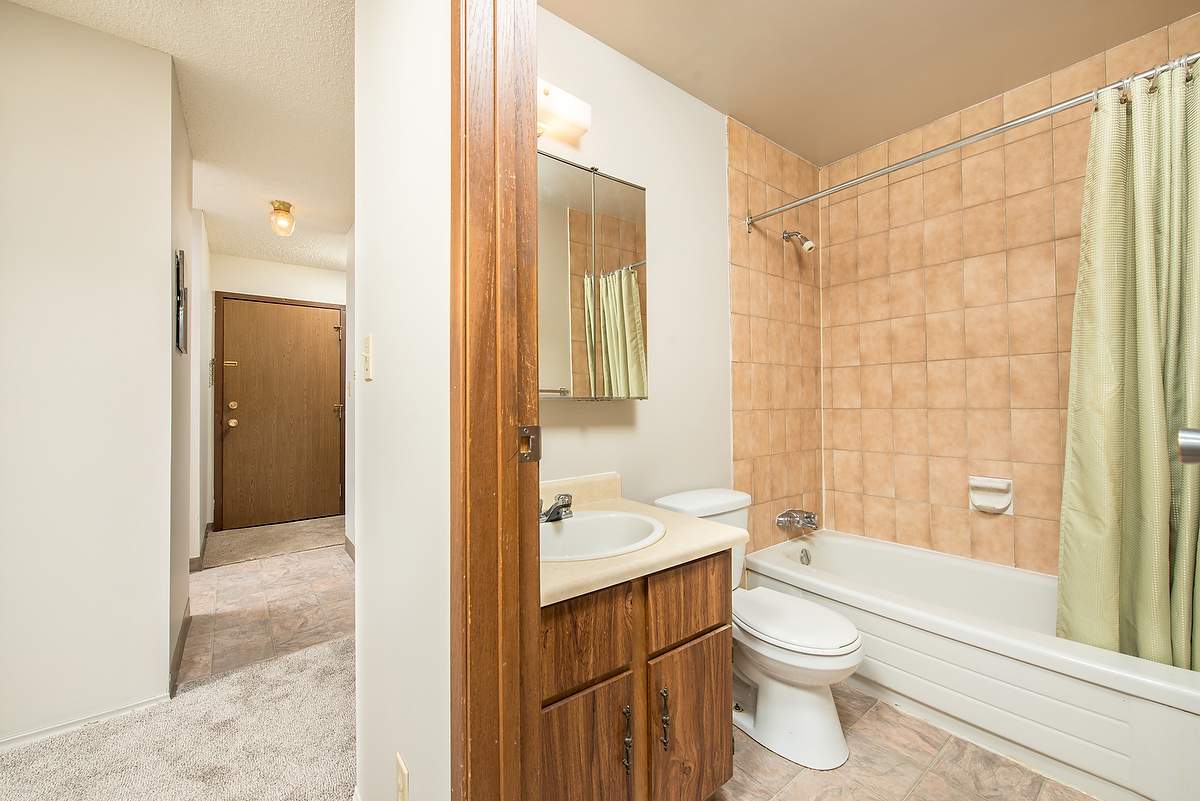 Autumn Manor - Photo 12