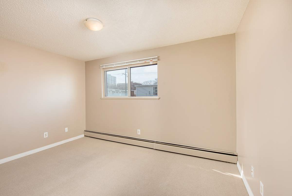 Lorinda Court - Photo 19