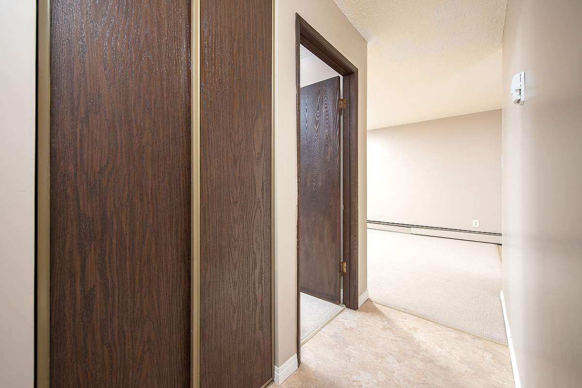 Lorinda Court - Photo 23