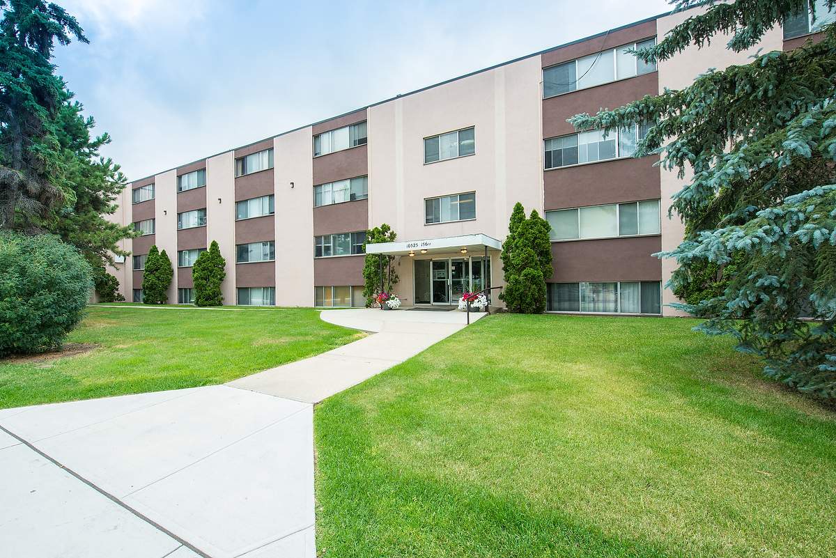 Brighton Court - $500 Off Your First Month!