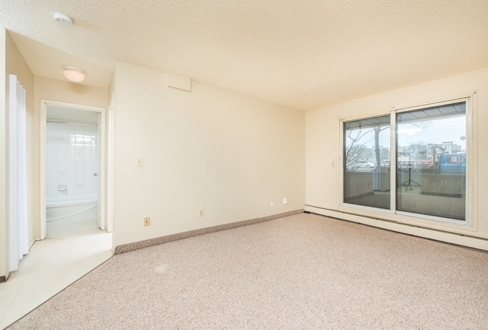 Queensgate Manor - Photo 7