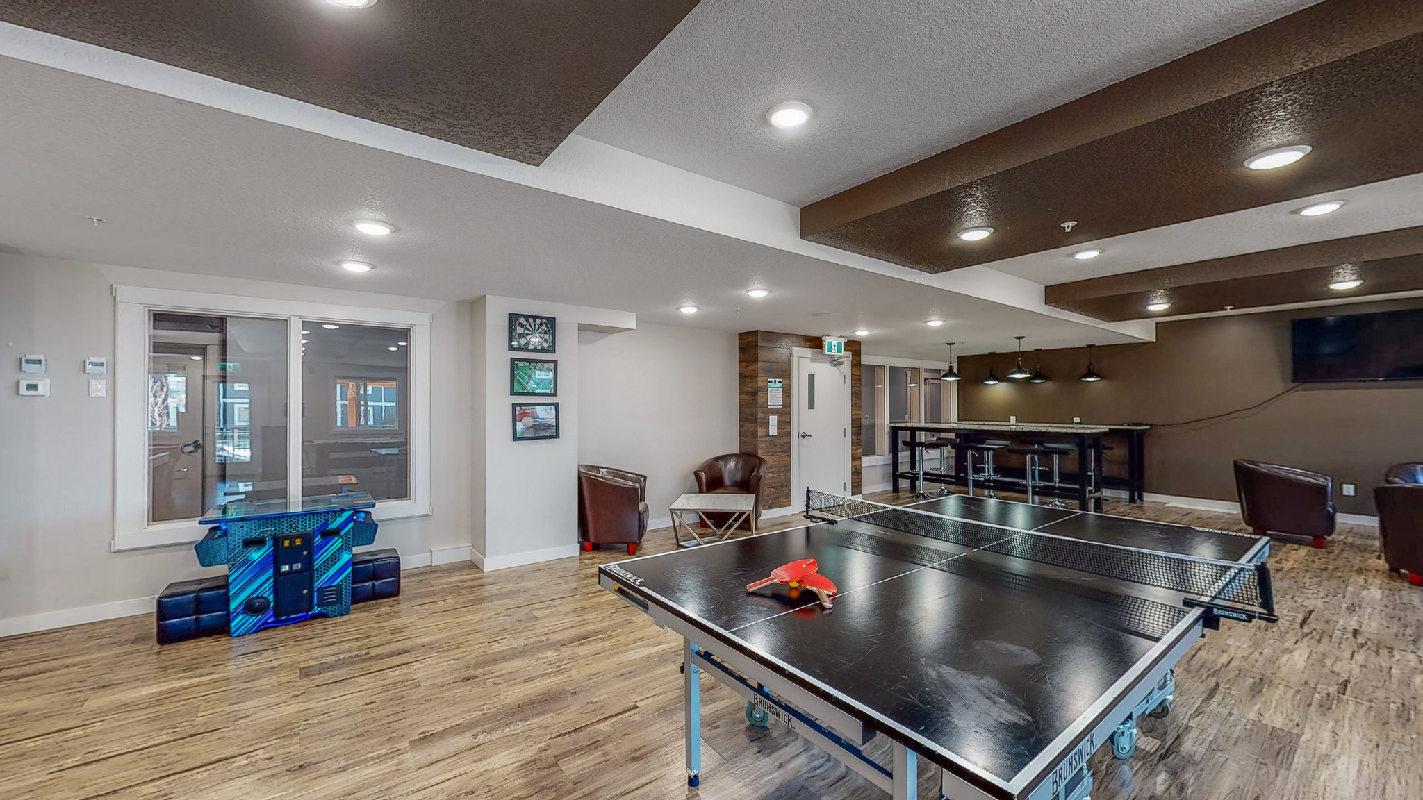 Skyview Apartments - Photo 38