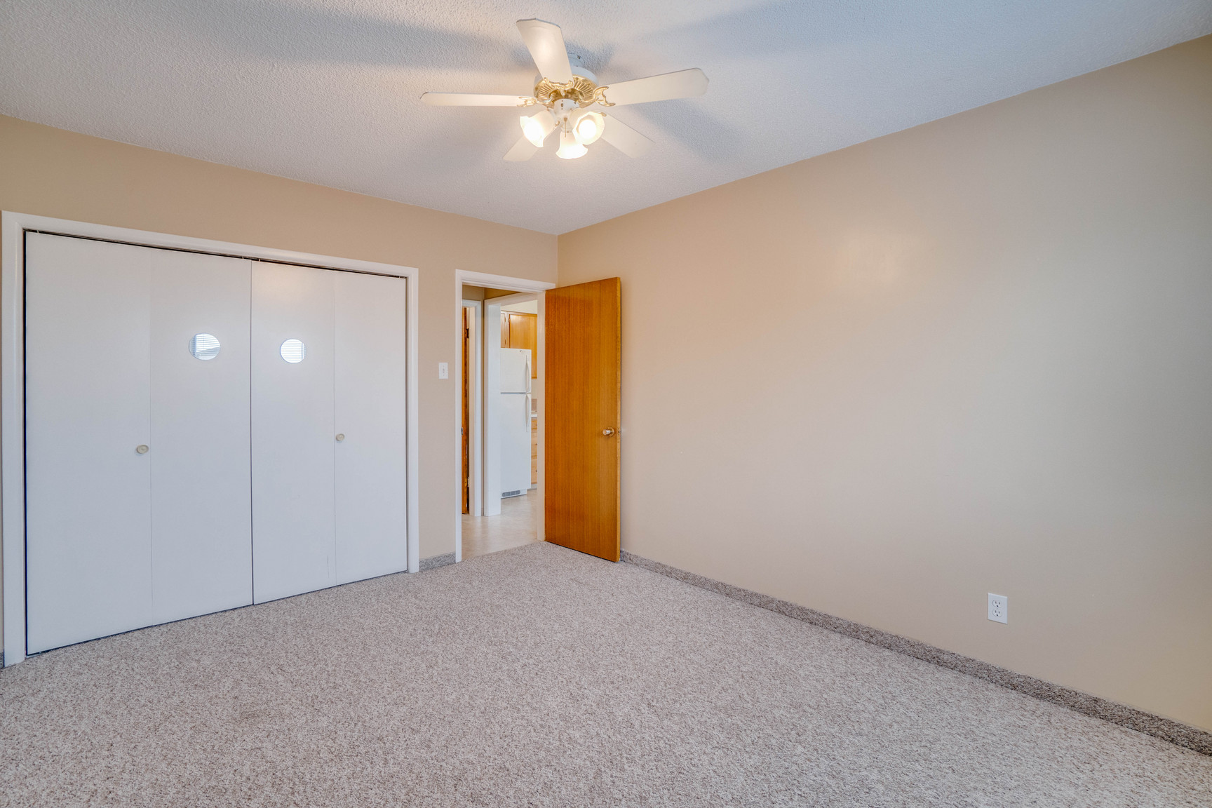 Villa Grande Apartments - Photo 10