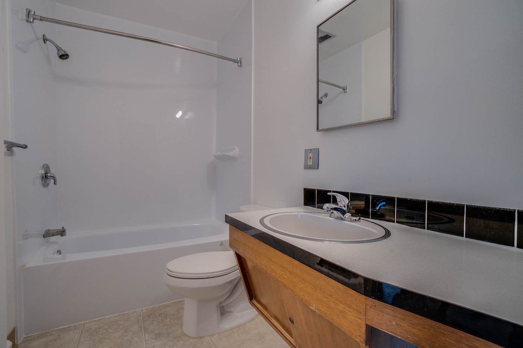 Villa Grande Apartments - Photo 11
