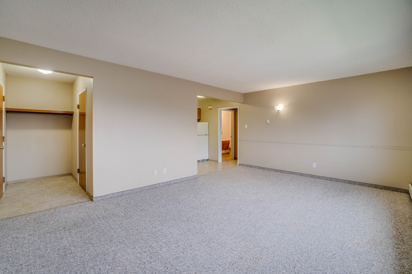 Villa Grande Apartments - Photo 13