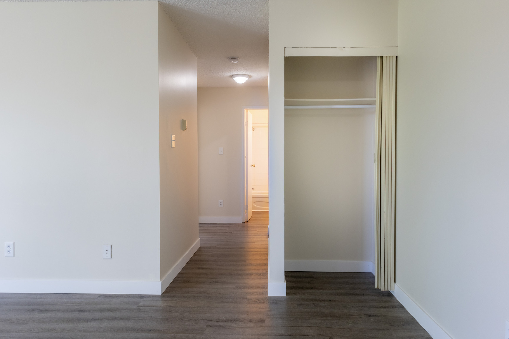 Millcrest Apartments - Photo 7