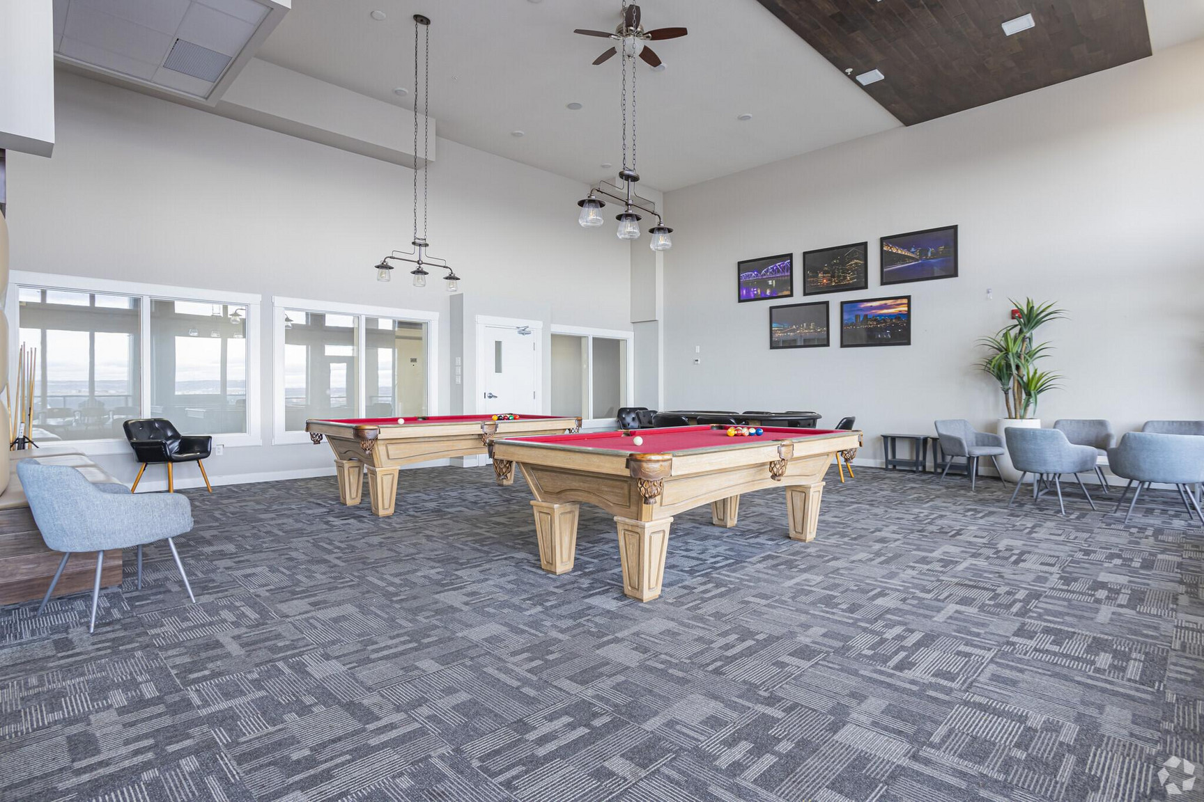 Skyview Apartments - Photo 35