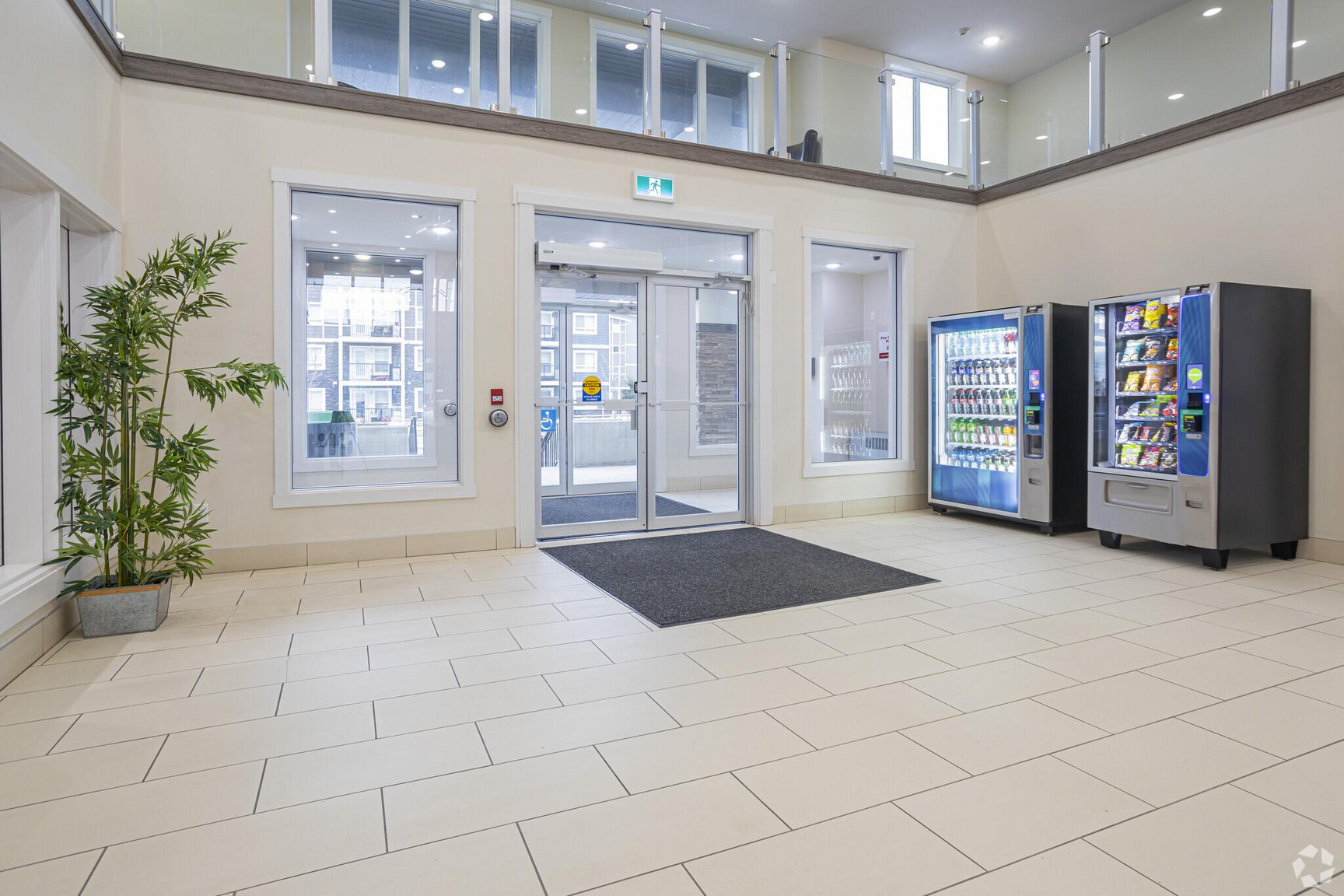 Skyview Apartments - Photo 3