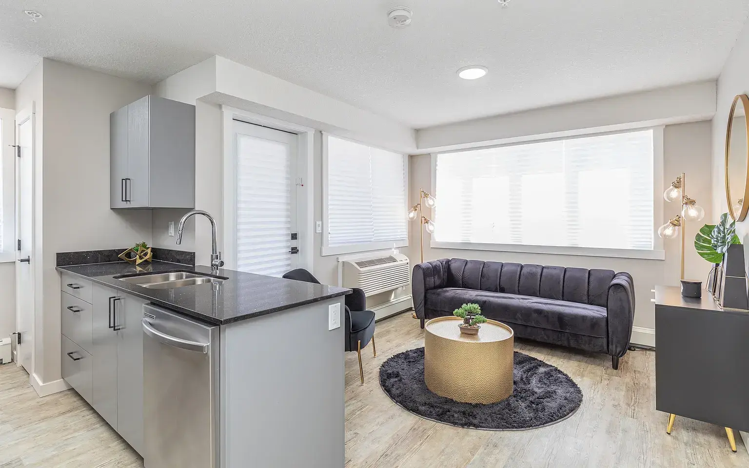 Skyview Apartments - Photo 25