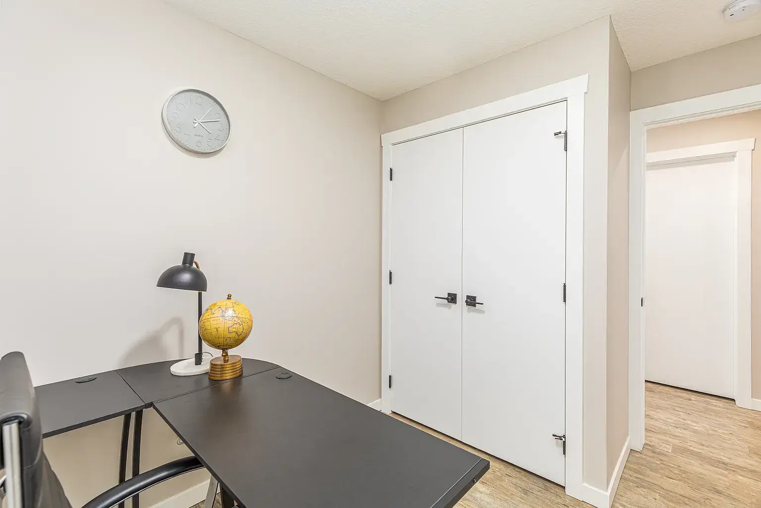 Skyview Apartments - Photo 26