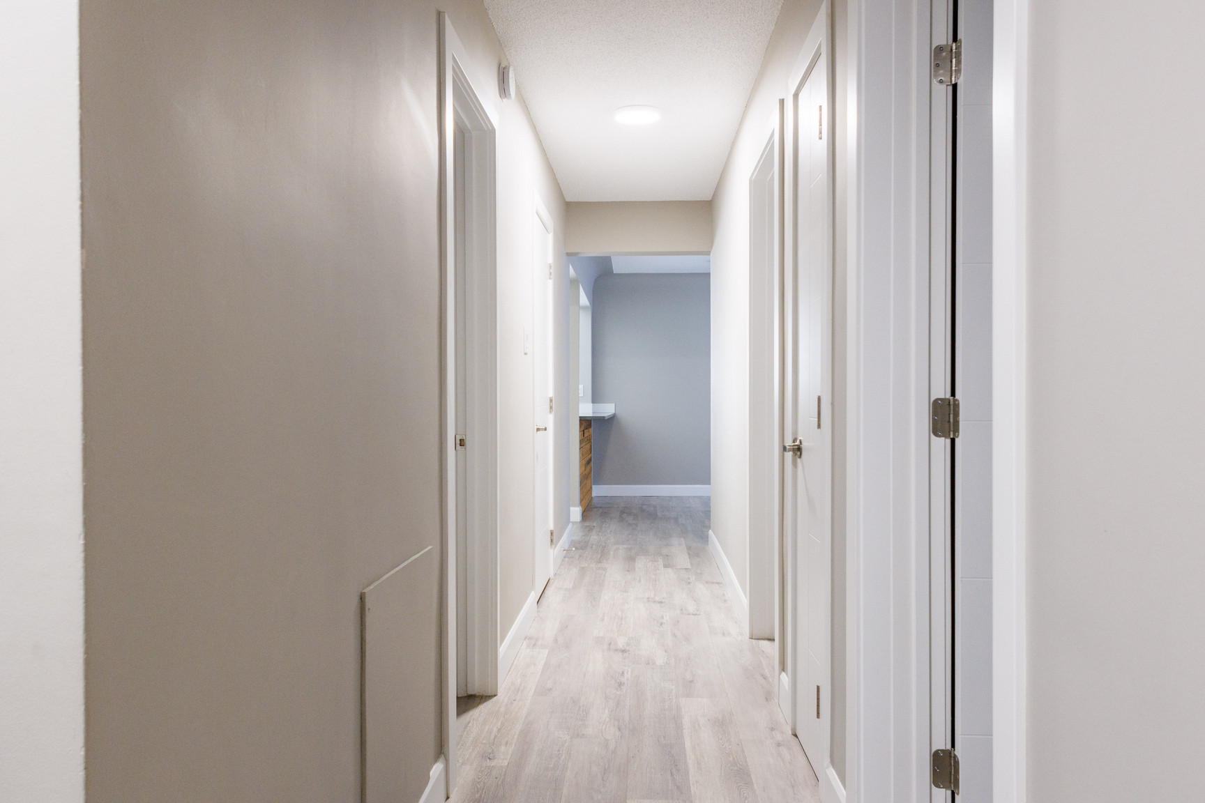 Tuscany Villa Apartments Downtown Edmonton - Photo 18
