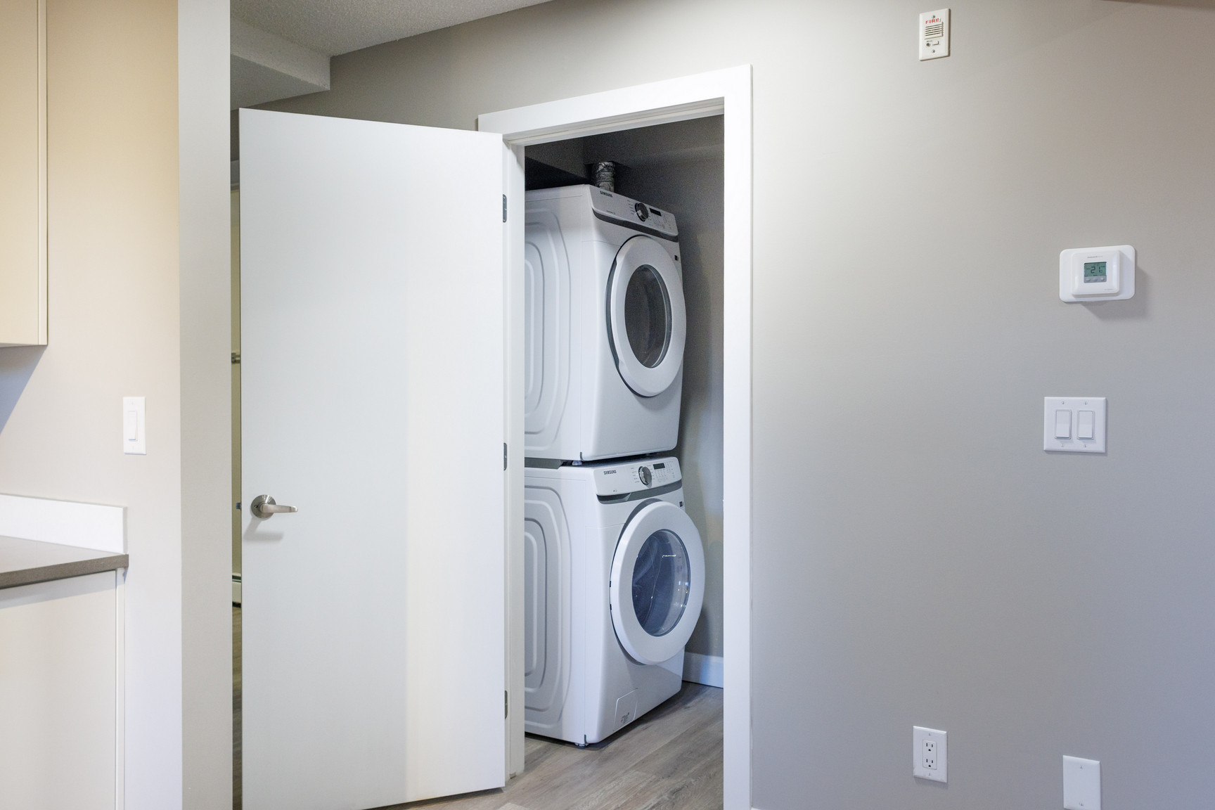 Tuscany Villa Apartments Downtown Edmonton - Photo 23