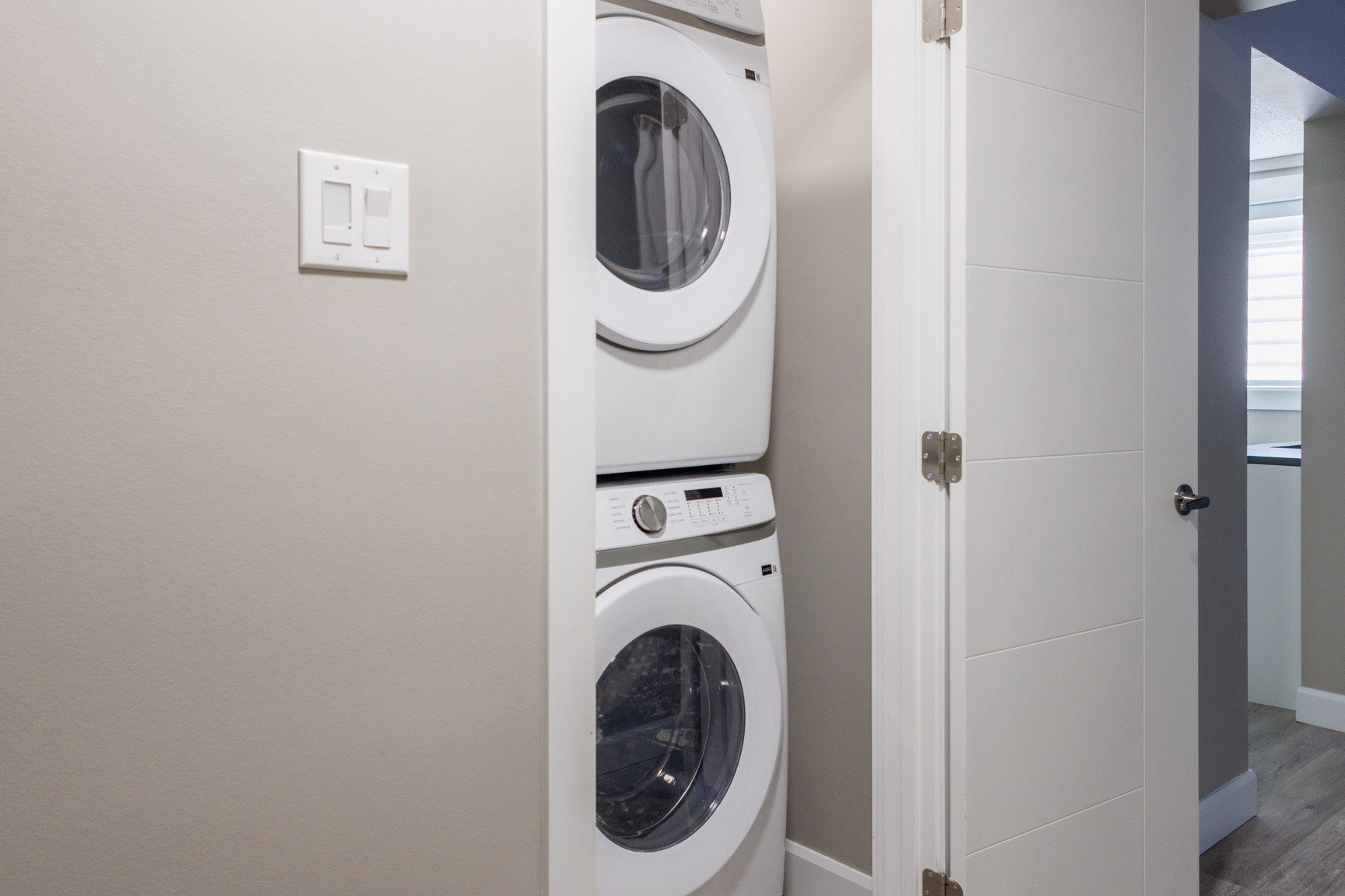 Tuscany Villa Apartments Downtown Edmonton - Photo 8