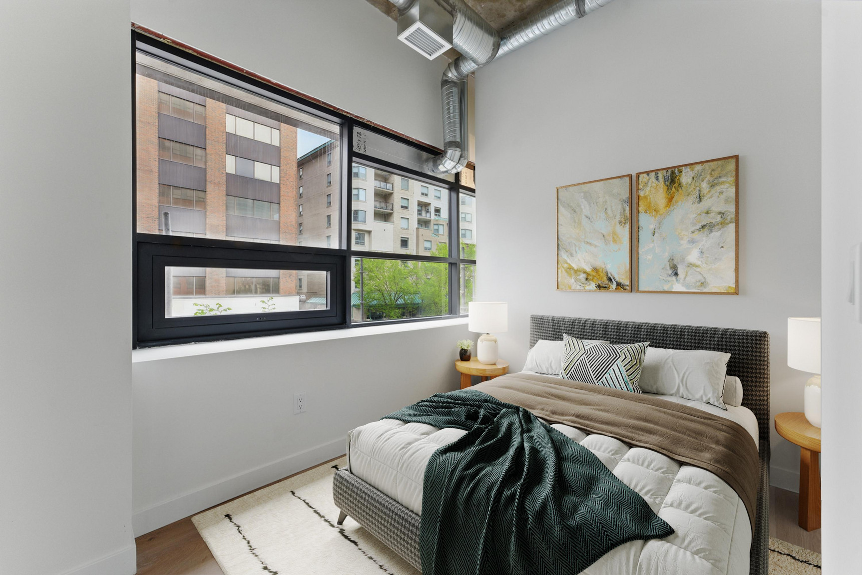 The Loft - Photo 32