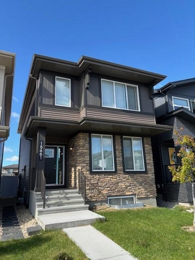 Modern 3 Bedroom | 2.5 Bathroom Main Floor Duplex w/ Double Garage – Glenridding Ravine – Available September 1, 2025 – SF119