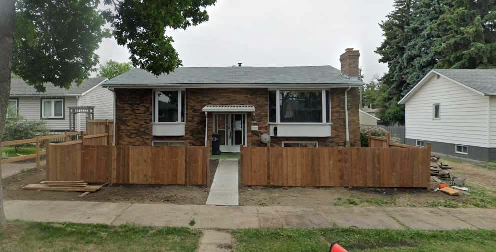 2 Bedroom 1 Bathroom Garden & Basement Rentals - 50% Off Rent for 3 Months on an 18-Month Lease - SF241