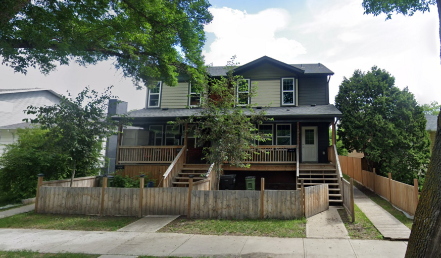 4 Bedroom 2.5 Bathroom Main Floor Rental in the Highlands - 3 Months 1/2 Price Rent - SF238