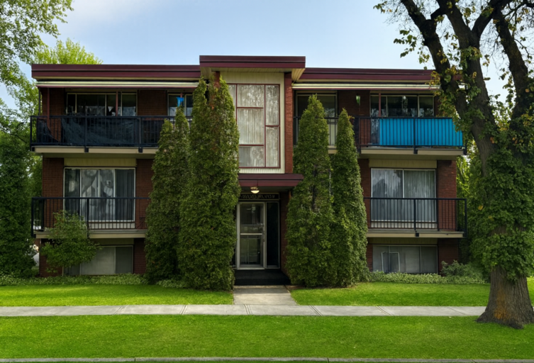 	Squire Manor