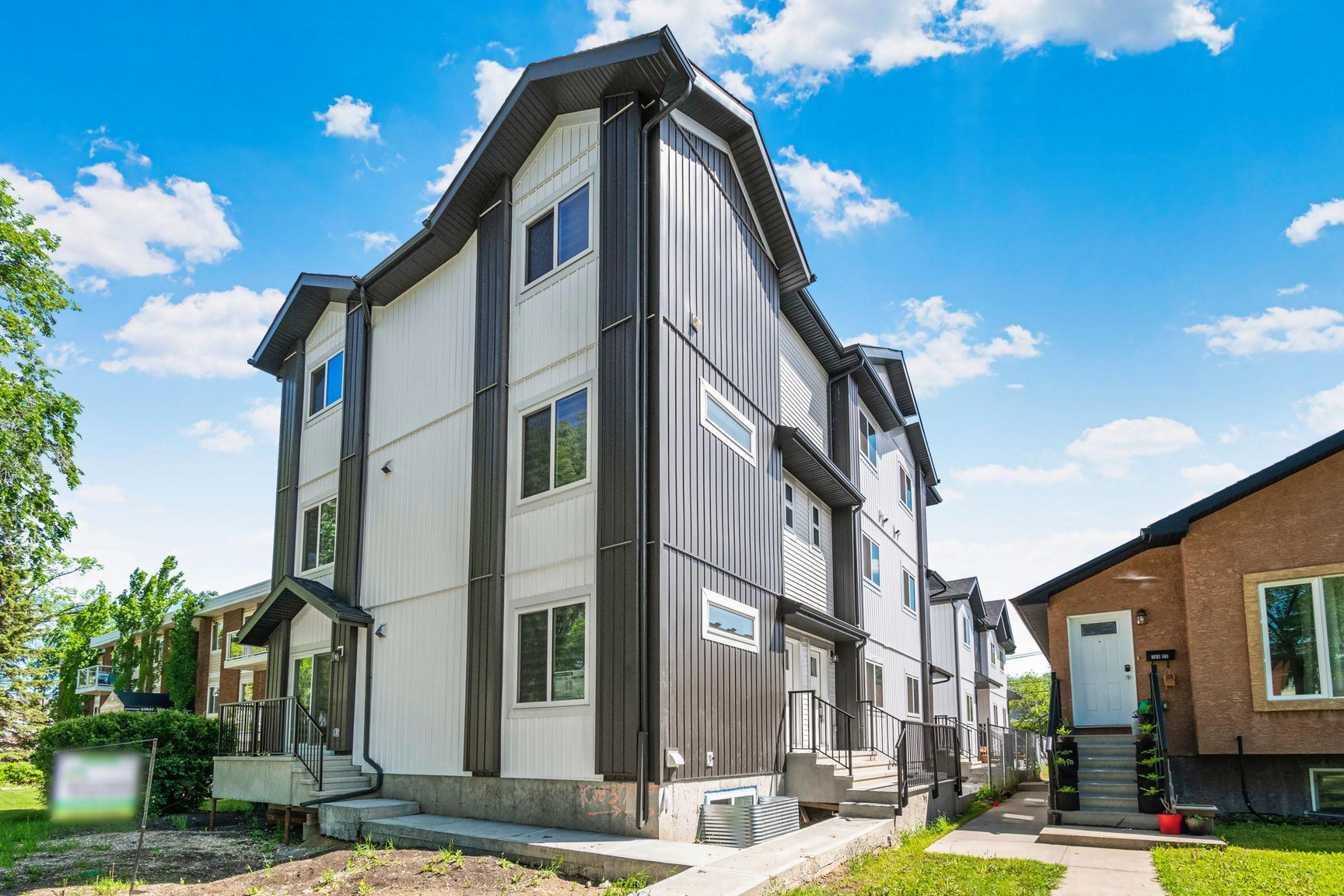112 Street Townhomes - Photo 38
