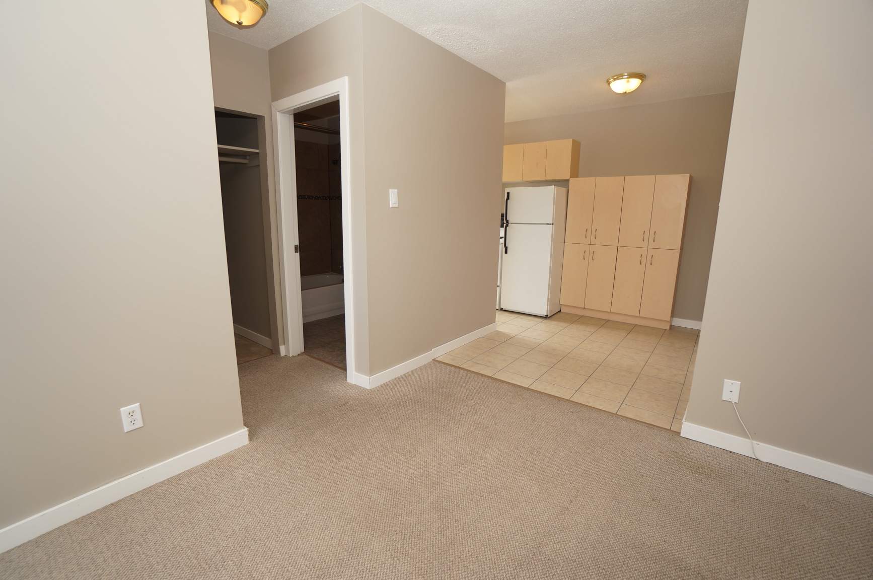 Rosario Apartments - Photo 13